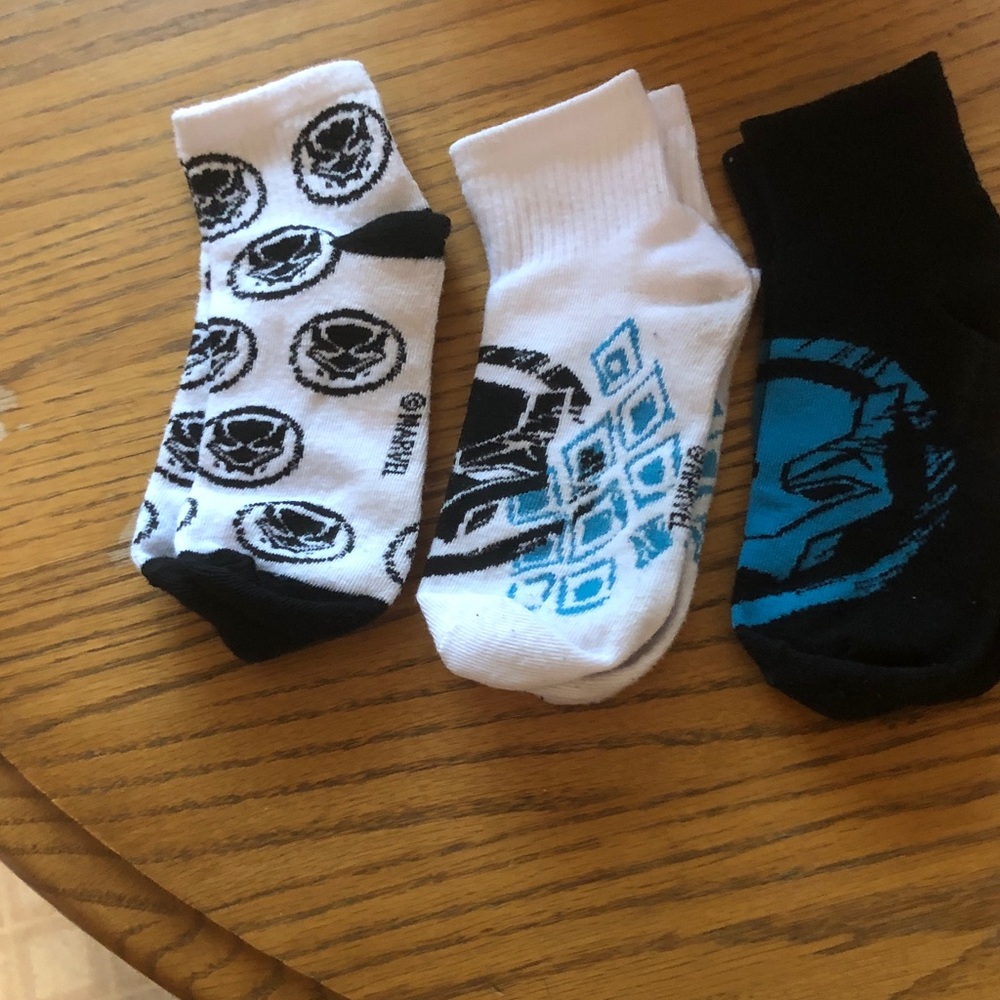 Marvel Men's Athletic Ankle Socks - Black, White & Blue - 3 Pack